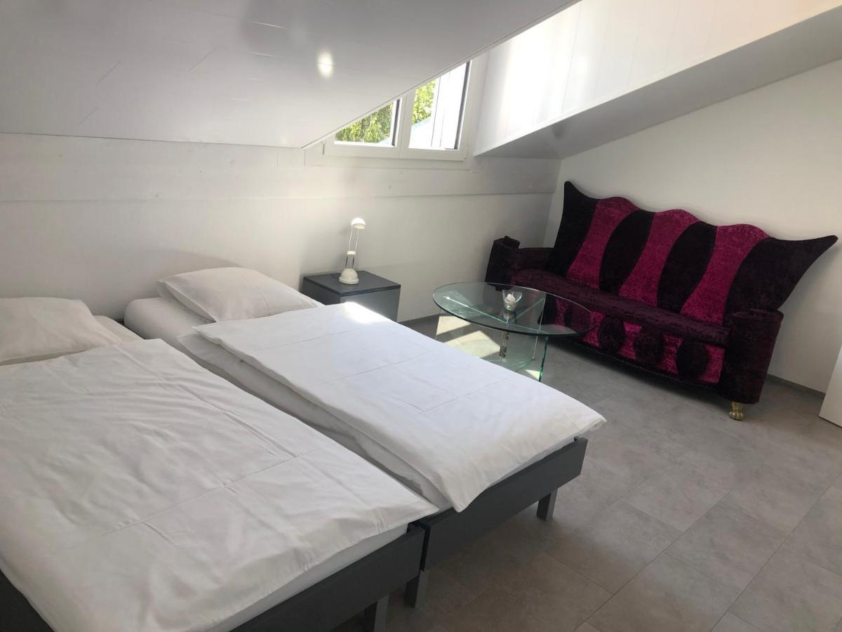 Hotel Hippel Krone Kerzers Экстерьер фото