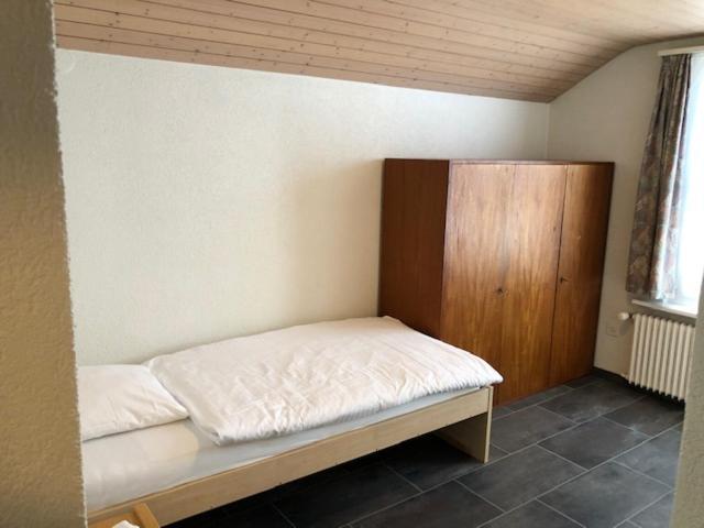 Hotel Hippel Krone Kerzers Экстерьер фото