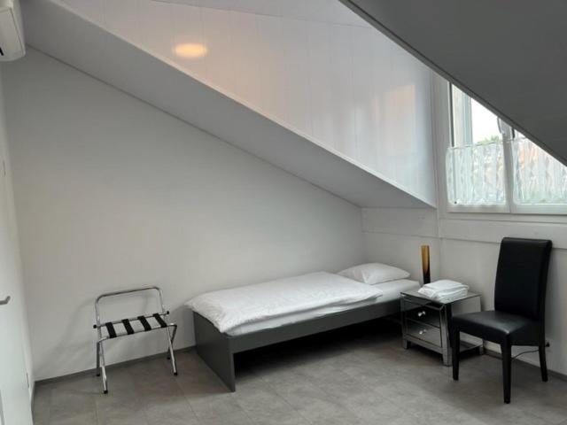 Hotel Hippel Krone Kerzers Экстерьер фото