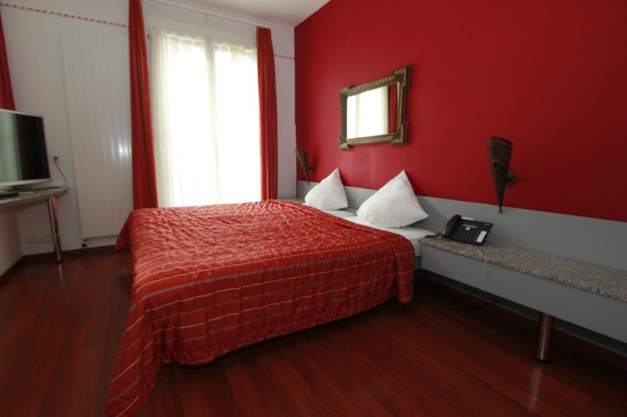 Hotel Hippel Krone Kerzers Экстерьер фото
